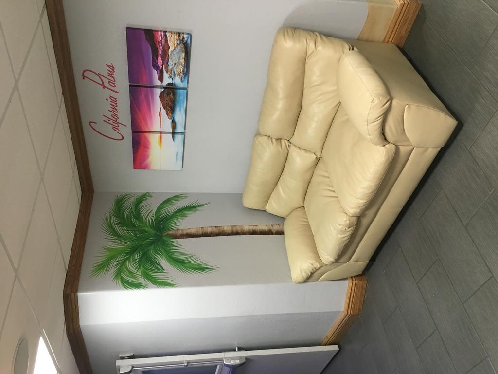 California Palms Hotel And Suites Austintown المظهر الخارجي الصورة